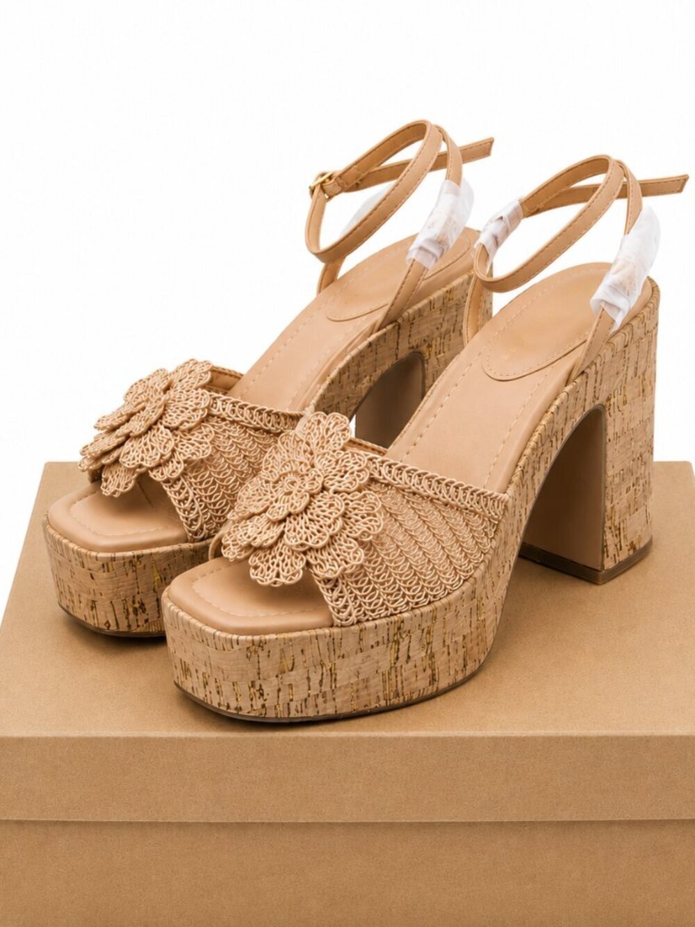 Madden Girl Womens Tan Cork Platform Sandals Crochet Flower Heels 9.5 NEW